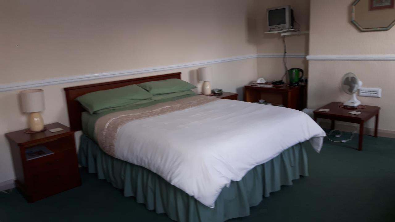 Victoria Inn Alston Ngoại thất bức ảnh