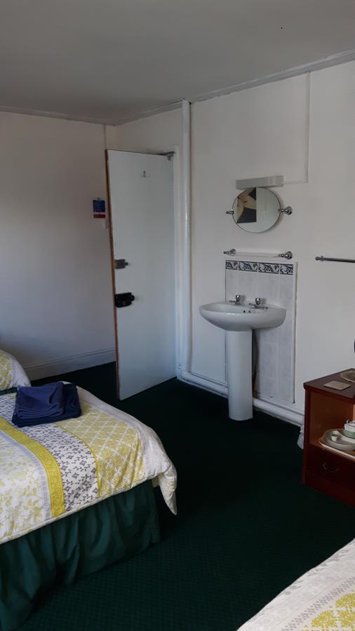 Victoria Inn Alston Ngoại thất bức ảnh