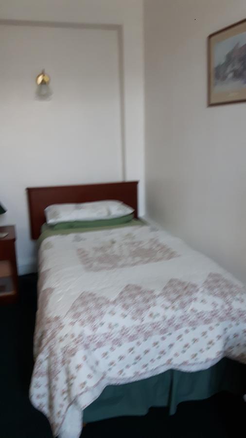 Victoria Inn Alston Ngoại thất bức ảnh